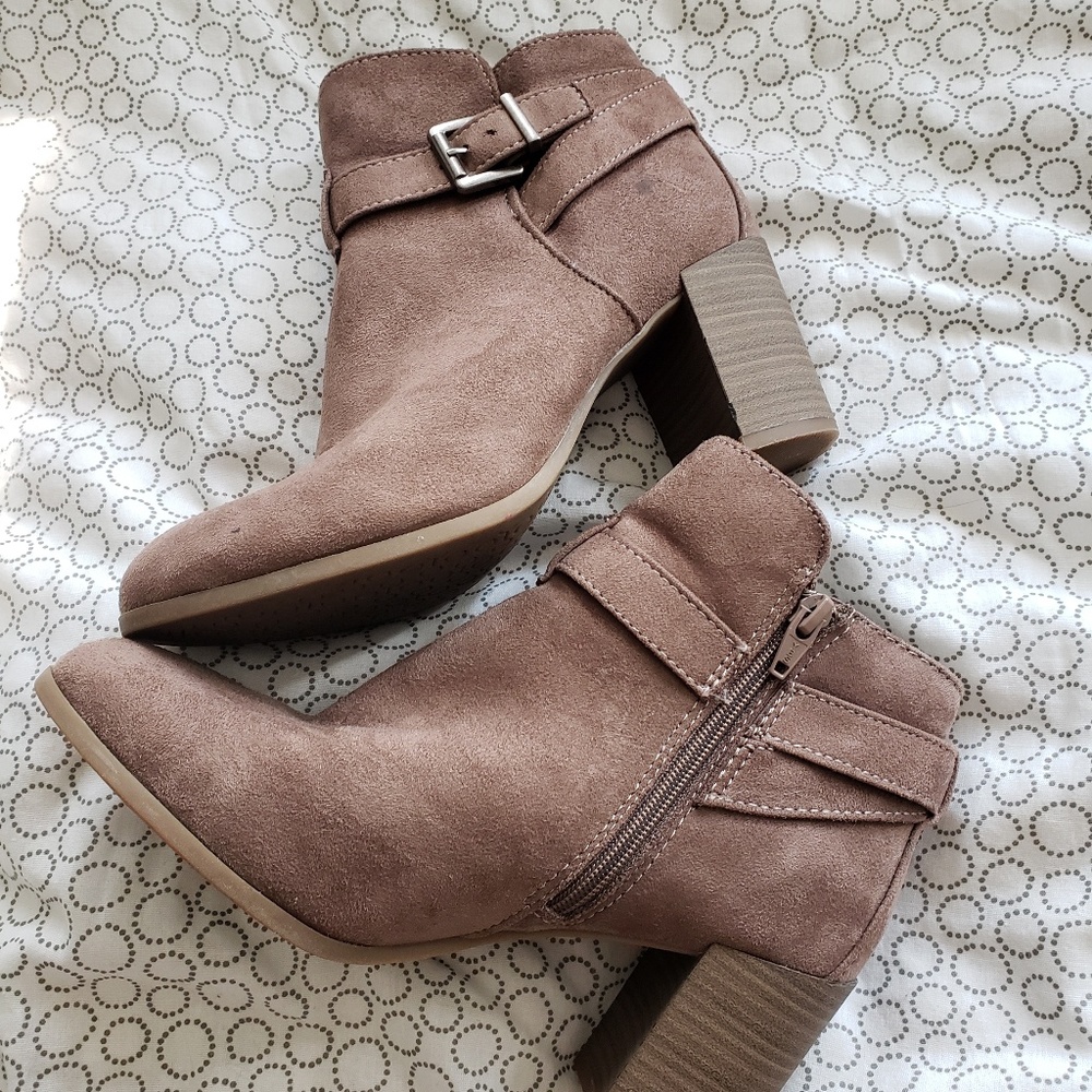 Morena booties